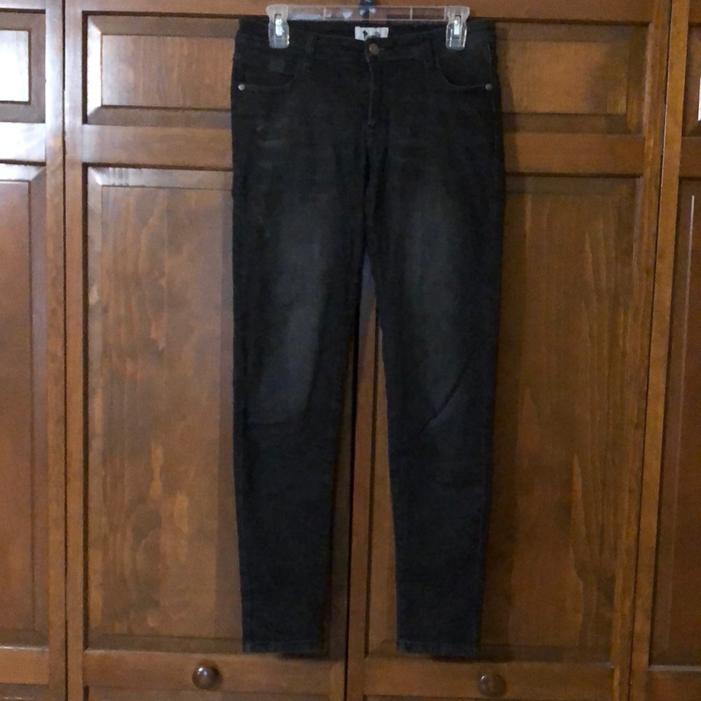 P. Lotor distressed skinny jeans size 8/28